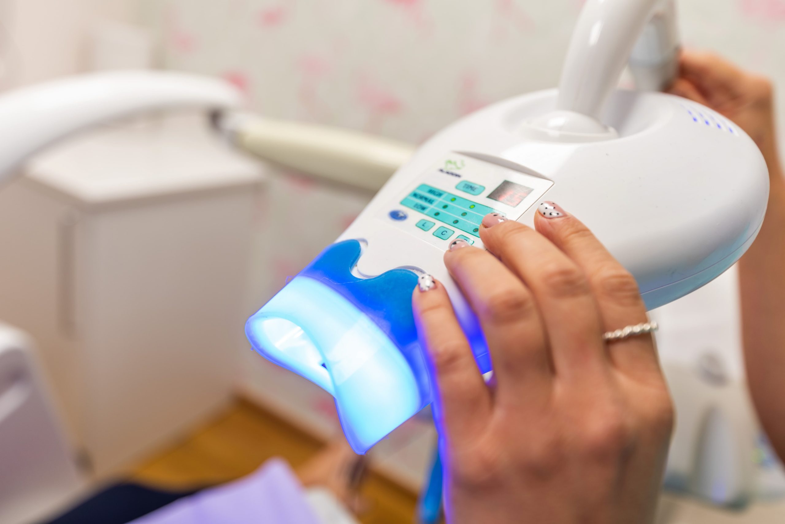 Blanqueamiento dental Clínica Dental Parracía